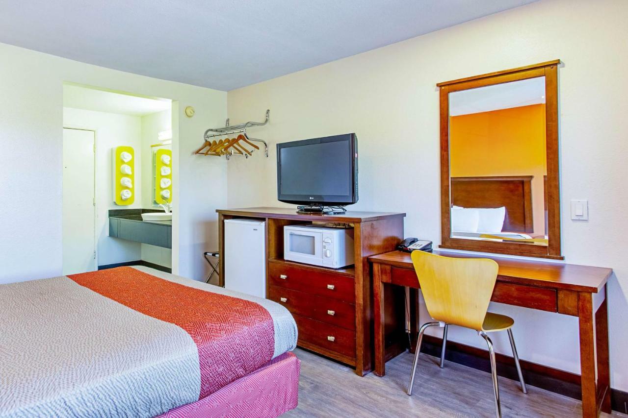 Motel 6 Pendleton, Or - West 外观 照片